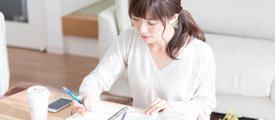 プログラミングを副業とするときに必要なスキルやおすすめの資格